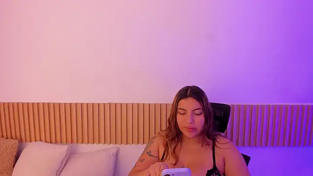 OliviaSweett online show from October 4, 7:23 pm