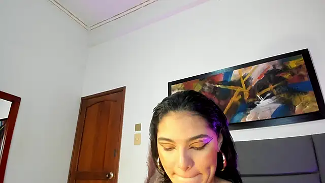 LunaAspen  online show from September 25, 5:49 pm