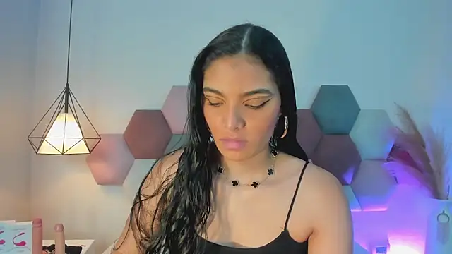 LunaAspen  online show from October 3, 5:54 pm