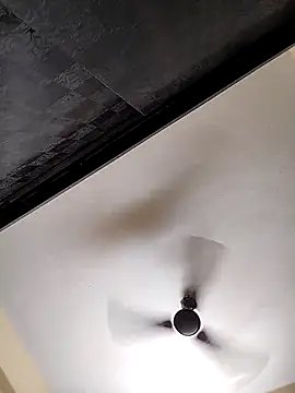 Snapshot of Devi-with-Ram chatting on November 17, 4:46 pm Devi-with-Ram online show from November 17, 4:46 pm