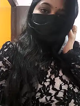 Snapshot of Cute_Avni99 chatting on November 25, 6:13 am Cute Avni99 online show from November 25, 6:13 am