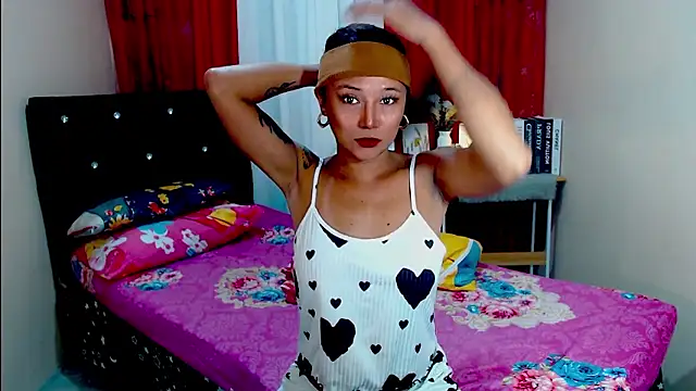 fantasticsophia69 online show from January 7, 12:07 pm