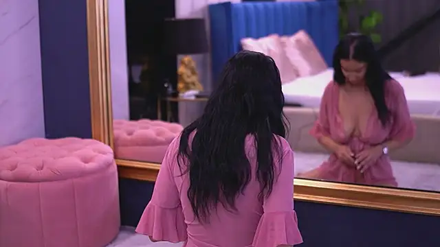 FrancescaDante online show from April 13, 7:14 am