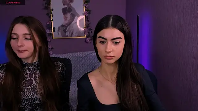 Snapshot of nekky_mouse chatting on December 21, 10:33 am nekky mouse online show from December 21, 10:33 am