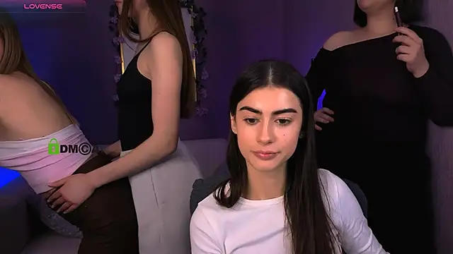 Snapshot of nekky_mouse chatting on January 5, 5:27 pm nekky mouse online show from January 5, 5:27 pm