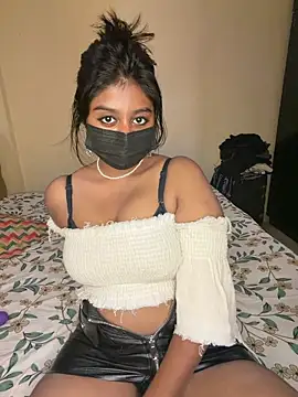 Snapshot of missneha61 chatting on October 26, 10:04 pm missneha61 online show from October 26, 10:04 pm