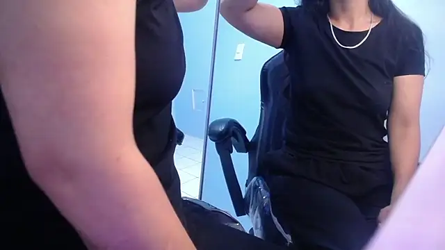 victoria hernandez t  online show from December 16, 1:16 pm