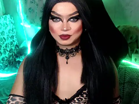 Snapshot of xxXMissCessXxx chatting on July 18, 7:50 pm xxXMissCessXxx online show from July 18, 7:50 pm