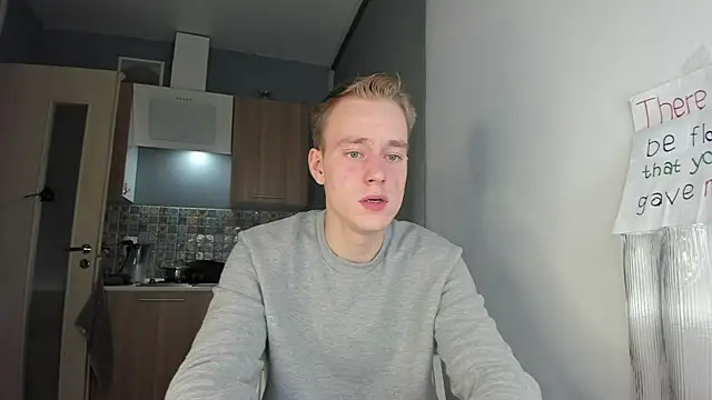 Snapshot of Kevin_Young_Cat chatting on October 31, 5:14 pm Kevin Young Cat online show from October 31, 5:14 pm