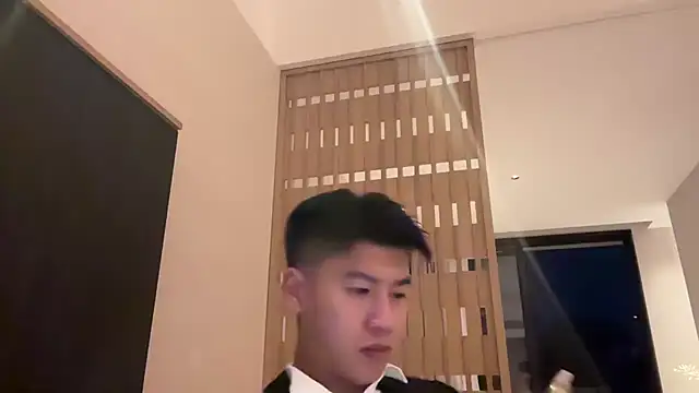 Snapshot of heywilliam chatting on November 11, 11:32 am heywilliam online show from November 11, 11:32 am