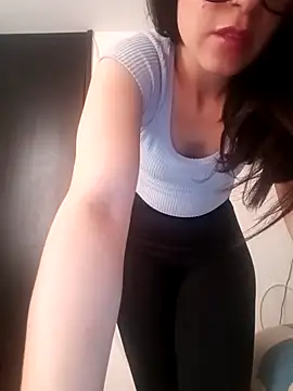 Dana Rise online show from February 11, 2:00 pm