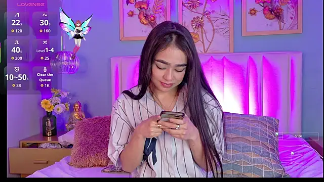 TifannyWolf  online show from November 21, 4:33 am