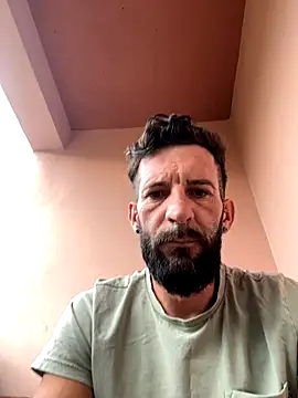 Snapshot of Michel_huge chatting on September 15, 5:07 am Michel huge online show from September 15, 5:07 am