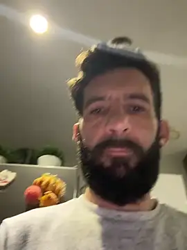 Snapshot of Michel_huge chatting on November 2, 7:11 am Michel huge online show from November 2, 7:11 am