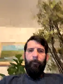 Snapshot of Michel_huge chatting on November 23, 8:25 am Michel huge online show from November 23, 8:25 am