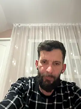 Snapshot of Michel_huge chatting on December 14, 6:23 pm Michel huge online show from December 14, 6:23 pm