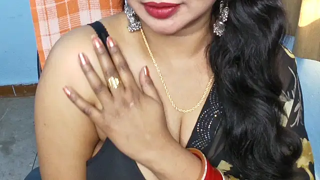 QUEEN SAKHI- online show from February 6, 9:01 am