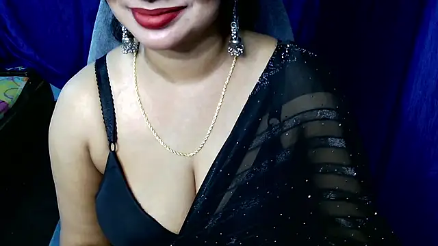 QUEEN SAKHI- online show from March 8, 4:05 am
