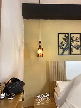 Camila Bustamante online show from September 25, 3:05 pm