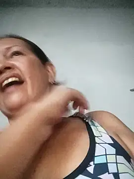 Snapshot of marinita13 chatting on October 3, 10:29 pm marinita13 online show from October 3, 10:29 pm