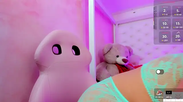 samantamilk6 online show from December 18, 6:14 pm