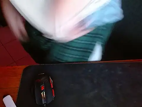 Snapshot of Luacsboy22 chatting on September 15, 11:38 pm Luacsboy22 online show from September 15, 11:38 pm