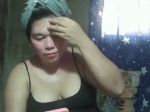 Snapshot of exoticclit69 chatting on February 16, 5:03 am exoticclit69 online show from February 16, 5:03 am