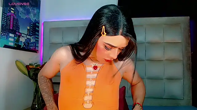 Snapshot of AmazingMistressNathy chatting on February 27, 5:18 am AmazingMistressNathy online show from February 27, 5:18 am