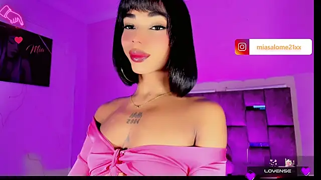 LADY-HOT-SEXY- online show from January 15, 5:45 am