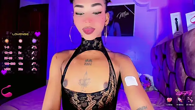 Snapshot of LADY-HOT-SEXY- chatting on June 14, 3:19 am LADY-HOT-SEXY- online show from June 14, 3:19 am