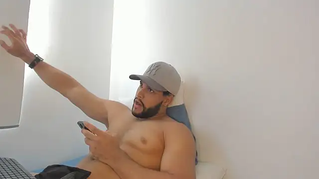 Pier Simons online show from March 1, 10:01 pm