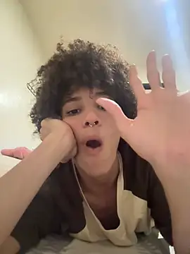 Max Rain online show from February 9, 1:53 am