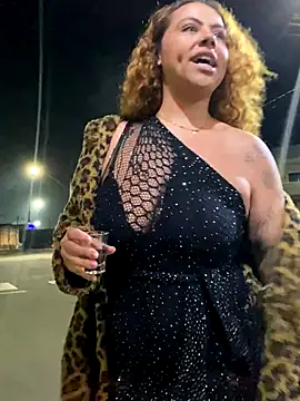 Chloe Leaozinho online show from October 5, 10:40 pm