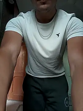 yourcrush0123 online show from December 18, 11:05 am