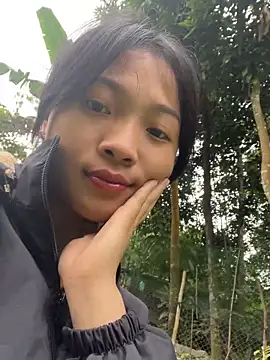 Phayphay77 online show from December 17, 2:06 am