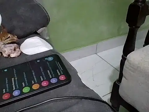 Snapshot of Ntshire chatting on October 21, 11:27 pm Ntshire online show from October 21, 11:27 pm