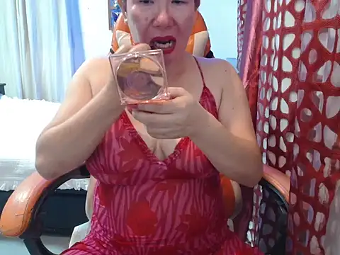 VerySexyCeline online show from October 16, 9:10 am