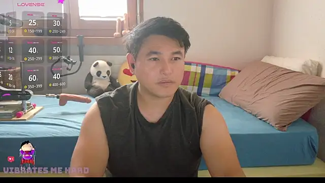 AsianBoy WhiteDaddy online show from September 20, 1:56 pm