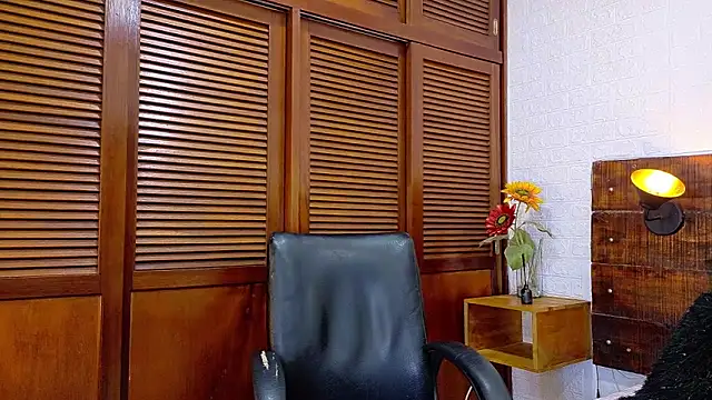 Snapshot of ALANNFERRER chatting on October 20, 10:16 am ALANNFERRER online show from October 20, 10:16 am
