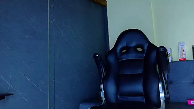 ALANNFERRER online show from March 5, 10:11 am