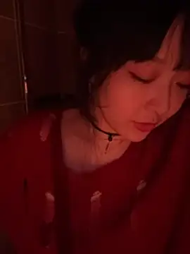 Snapshot of Etherealcat33 chatting on March 31, 1:22 pm Etherealcat33 online show from March 31, 1:22 pm