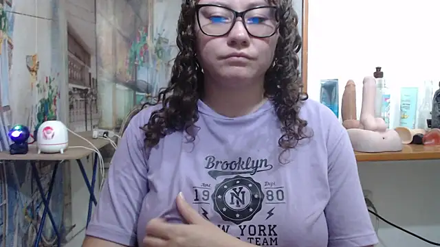 greeneyes nurse online show from April 14, 1:00 am