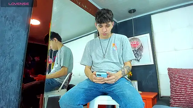 Matteo12  online show from September 24, 4:05 am