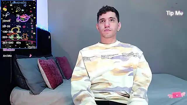 Matteo12  online show from January 9, 2:36 am