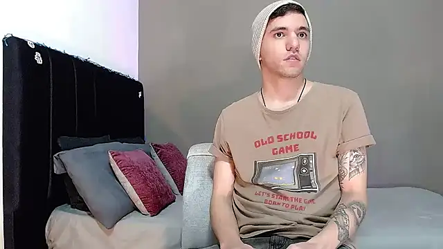 Matteo12  online show from January 12, 3:45 am