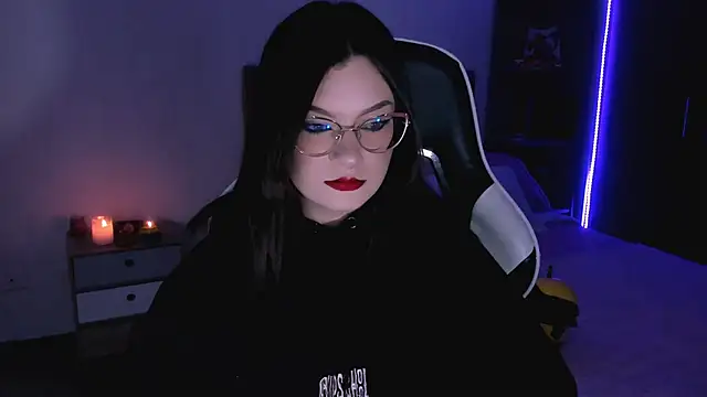 OphelianaRose33 online show from September 14, 10:31 pm