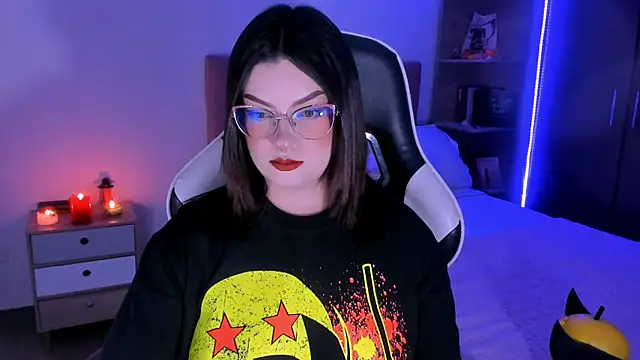 OphelianaRose33 online show from November 24, 10:20 pm