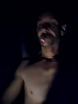 Hungwell1515 online show from October 15, 5:07 am