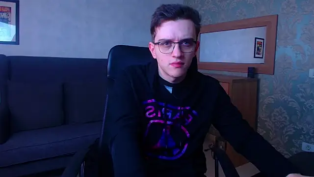 FelixStarkk online show from February 5, 5:45 am