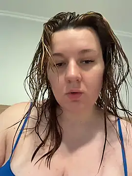 Snapshot of love_me__tonight_ chatting on June 19, 7:01 am love me tonight online show from June 19, 7:01 am
